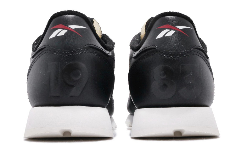 Женские кроссовки Reebok DV5028 (черно-белые) — фото 4