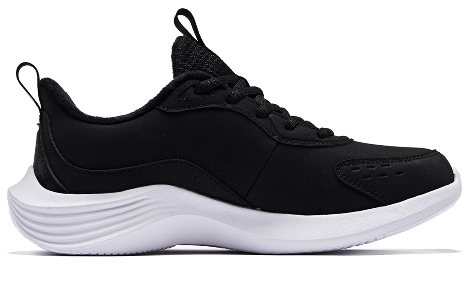 QIAODAN Cushioning Abrasion Resistant Cushioning, Wear Resistant Low top Running Shoes Women’s Black