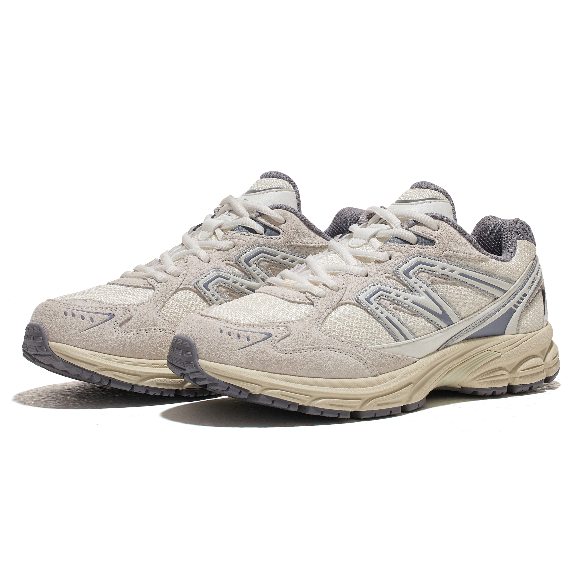 CAMEL Slip Resistant Abrasion Resistant Low top Running Shoes Women’s