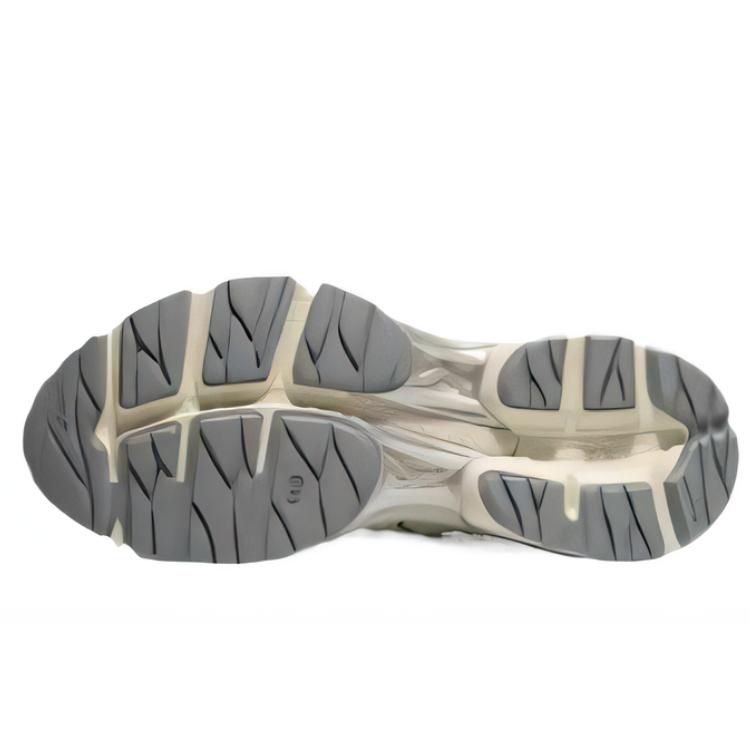 Asics Gel Flux CN Low top Running Shoes Women’s Beige Silver