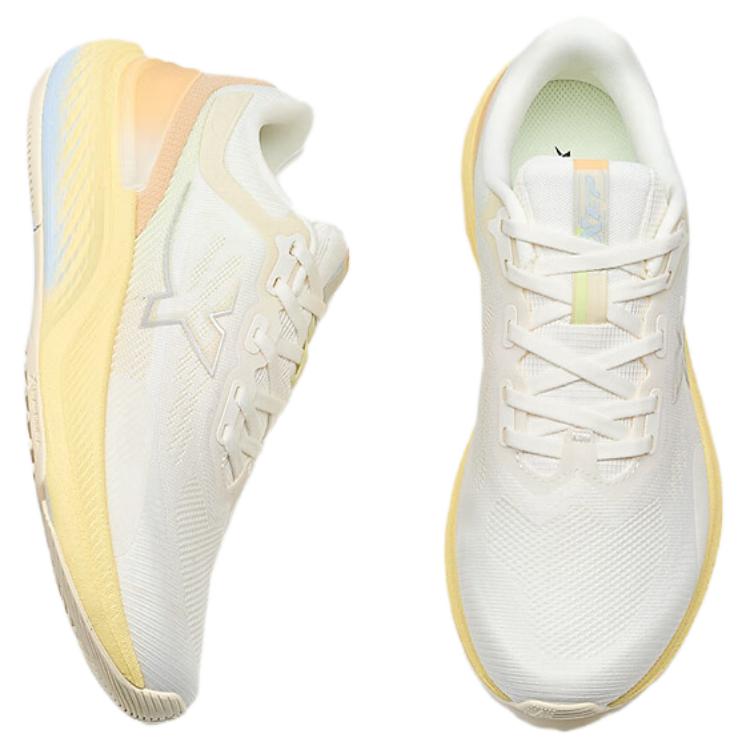 XTEP Cushioning Rebound Low top Running Shoes Women’s White Orange