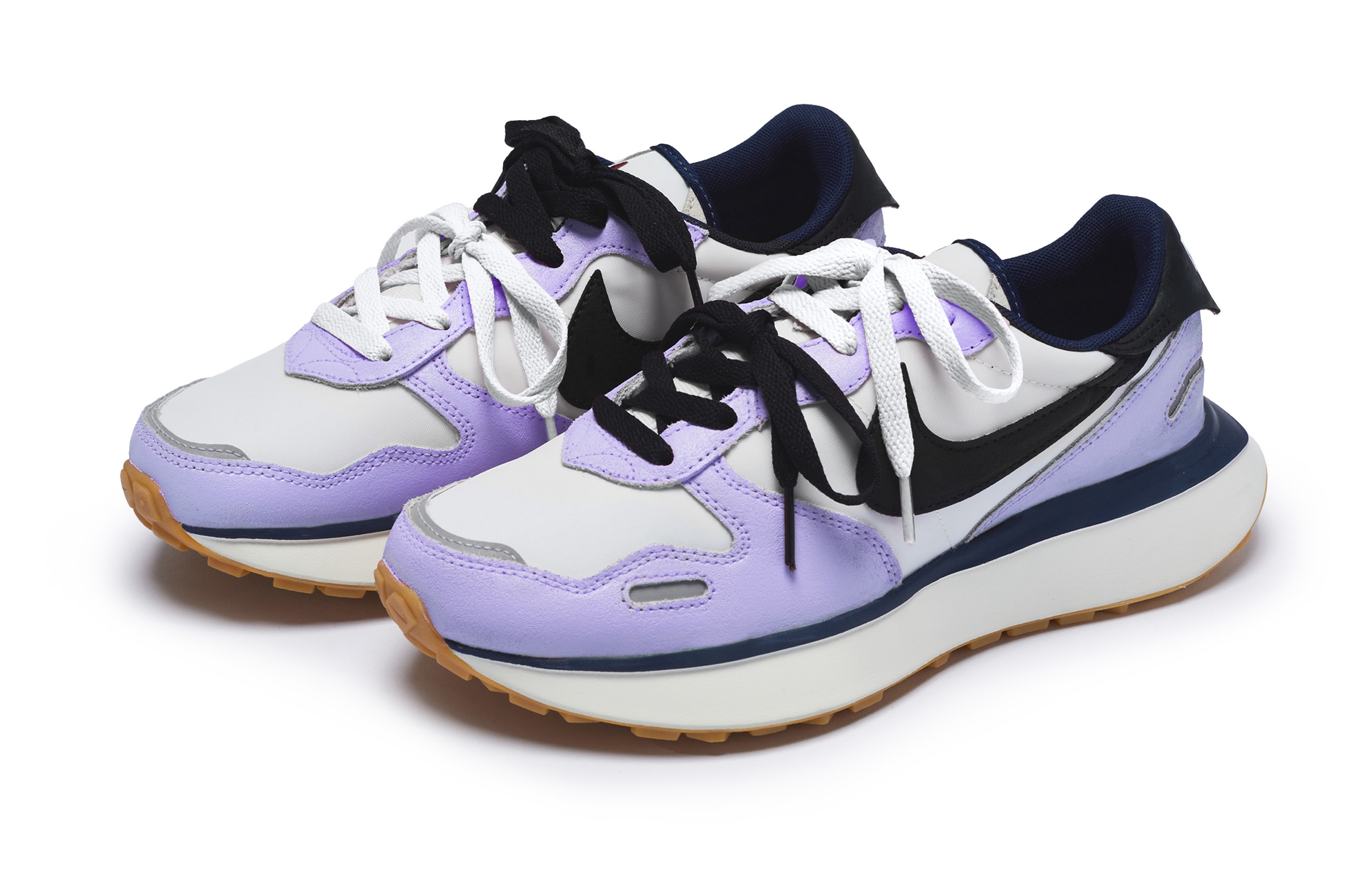 Nike Phoenix Waffle Low top Running Shoes Women’s Purple White Black