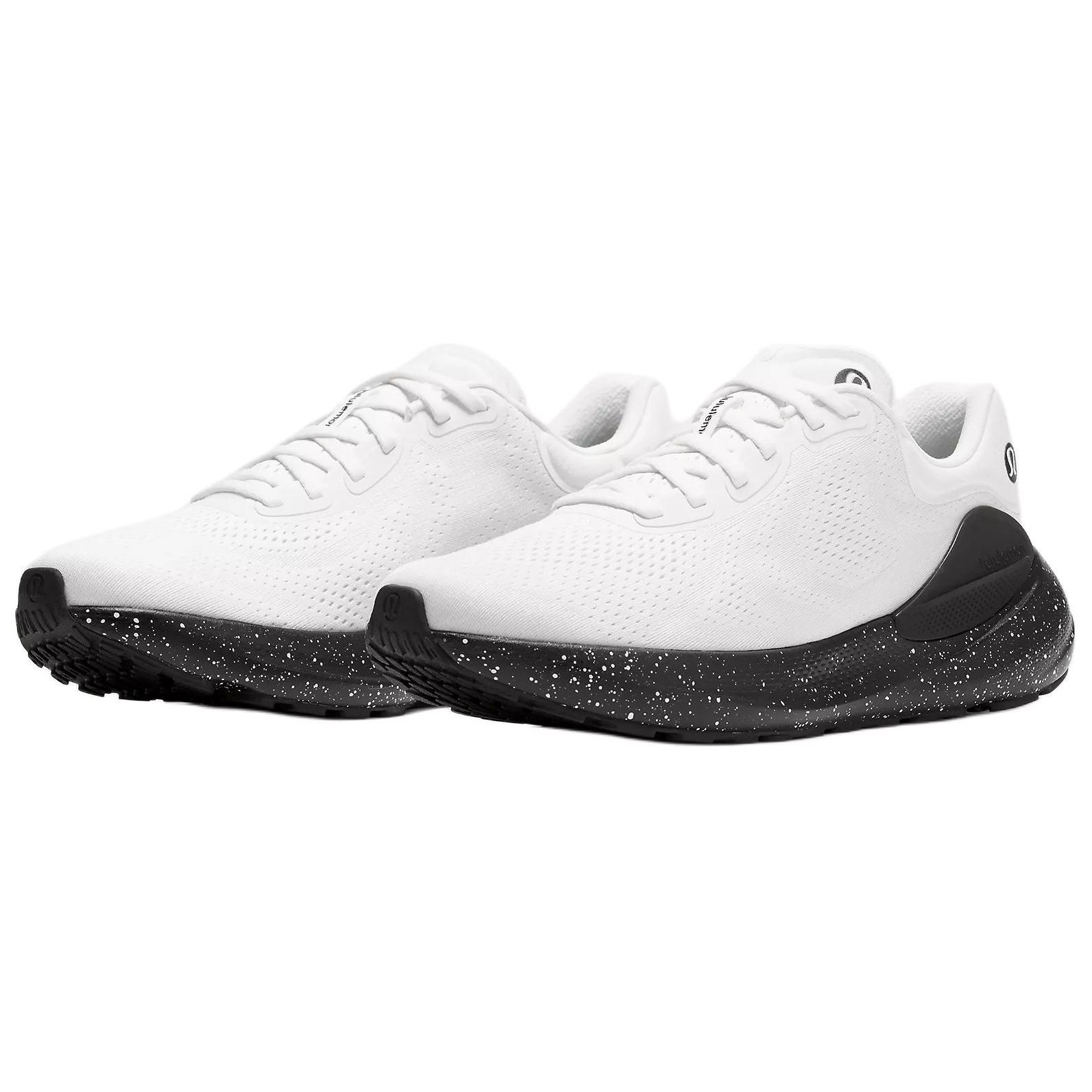 Lululemon Beyondfeel Comfortable Abrasion Resistant Support Low top Trail Running Shoes Men’s White Black