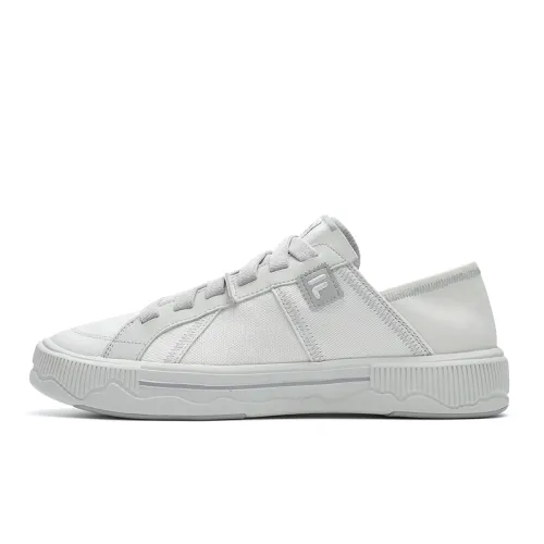 FILA FUSION POP 3 SE Low top Casual Shoes Men's Ivory White