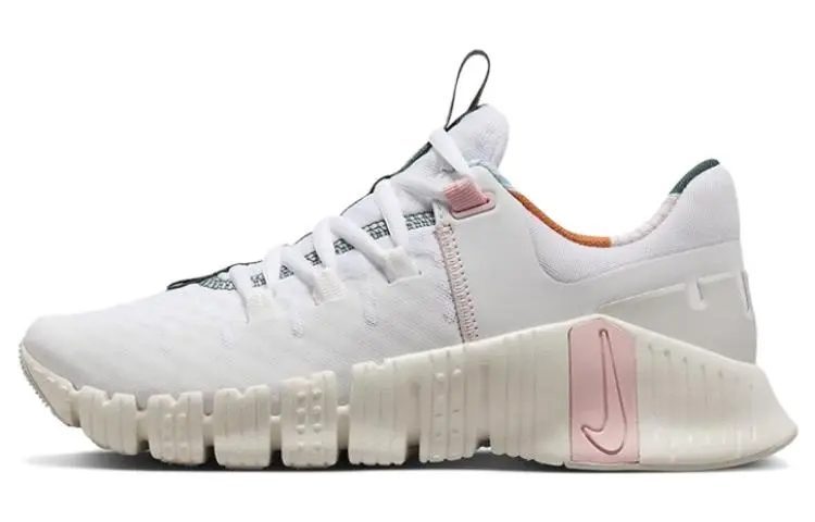 Nike Free Metcon 5 "All Petals United" Women's