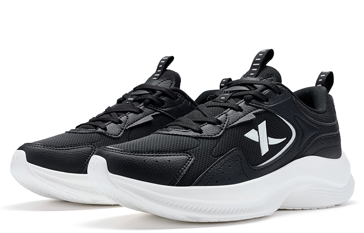 XTEP Kompanio Slip Resistant Abrasion Resistant Low top Running Shoes Women’s Black White