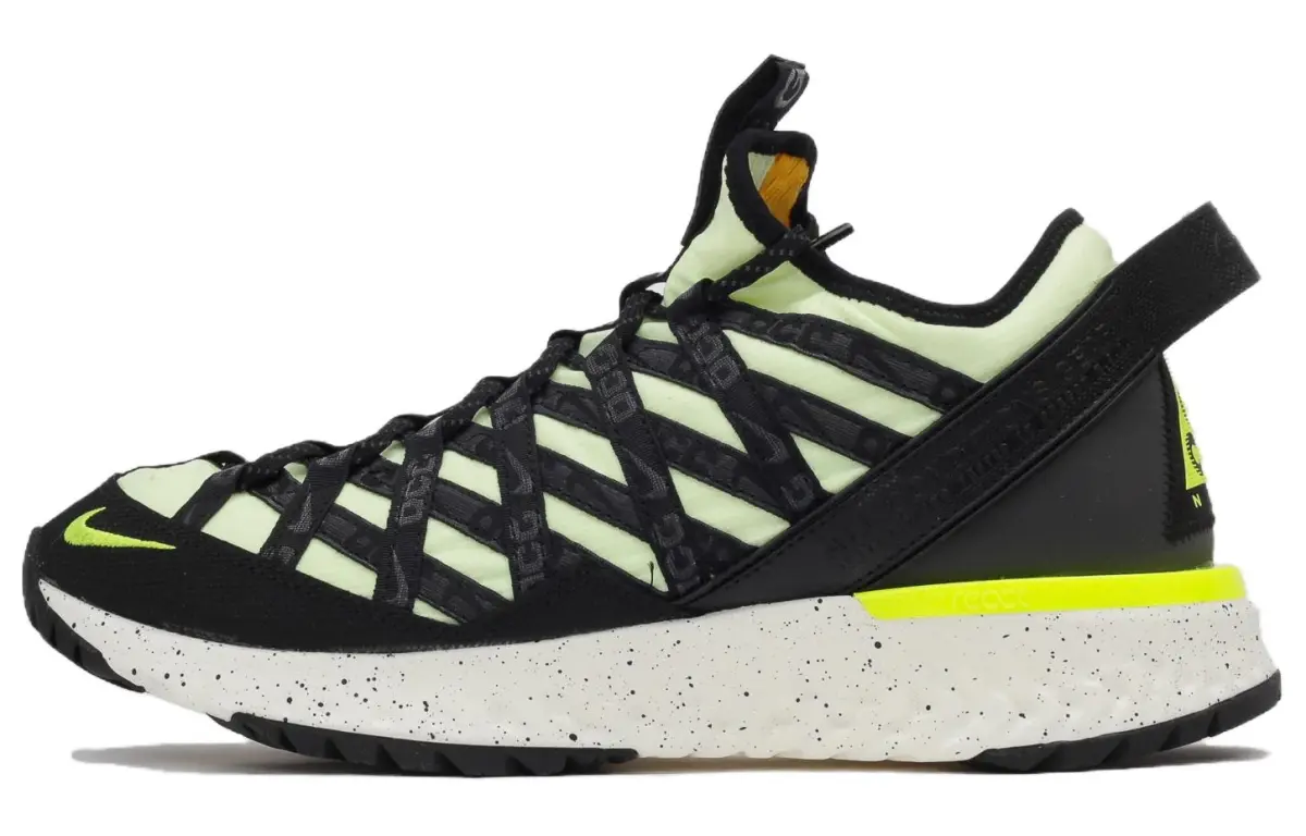 Nike Acg React Terra Gobe Barely Volt University Gold
