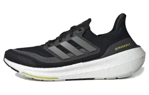 UltraBoost Light Adidas 'Core Black'