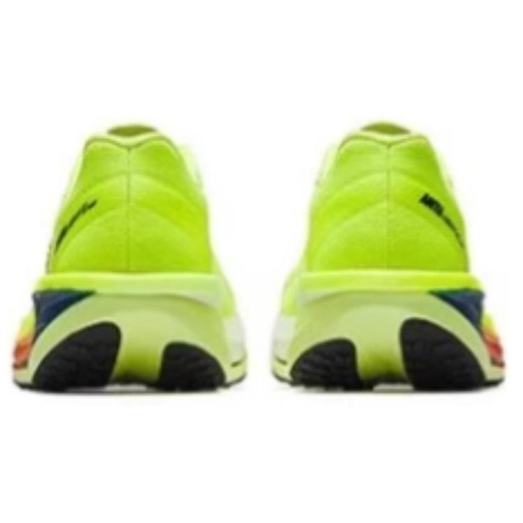Anta Rocket 6.0 Pro Coverage Rebound Coverage Rebound Low top Training Racing Running Shoes Men’s Neon Green