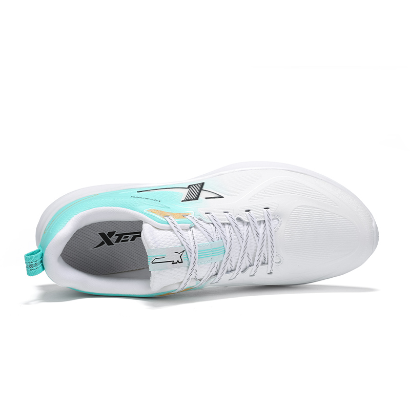XTEP Cushioning Breathable Low top Casual Running Shoes Men’s Classic White Aurora Green