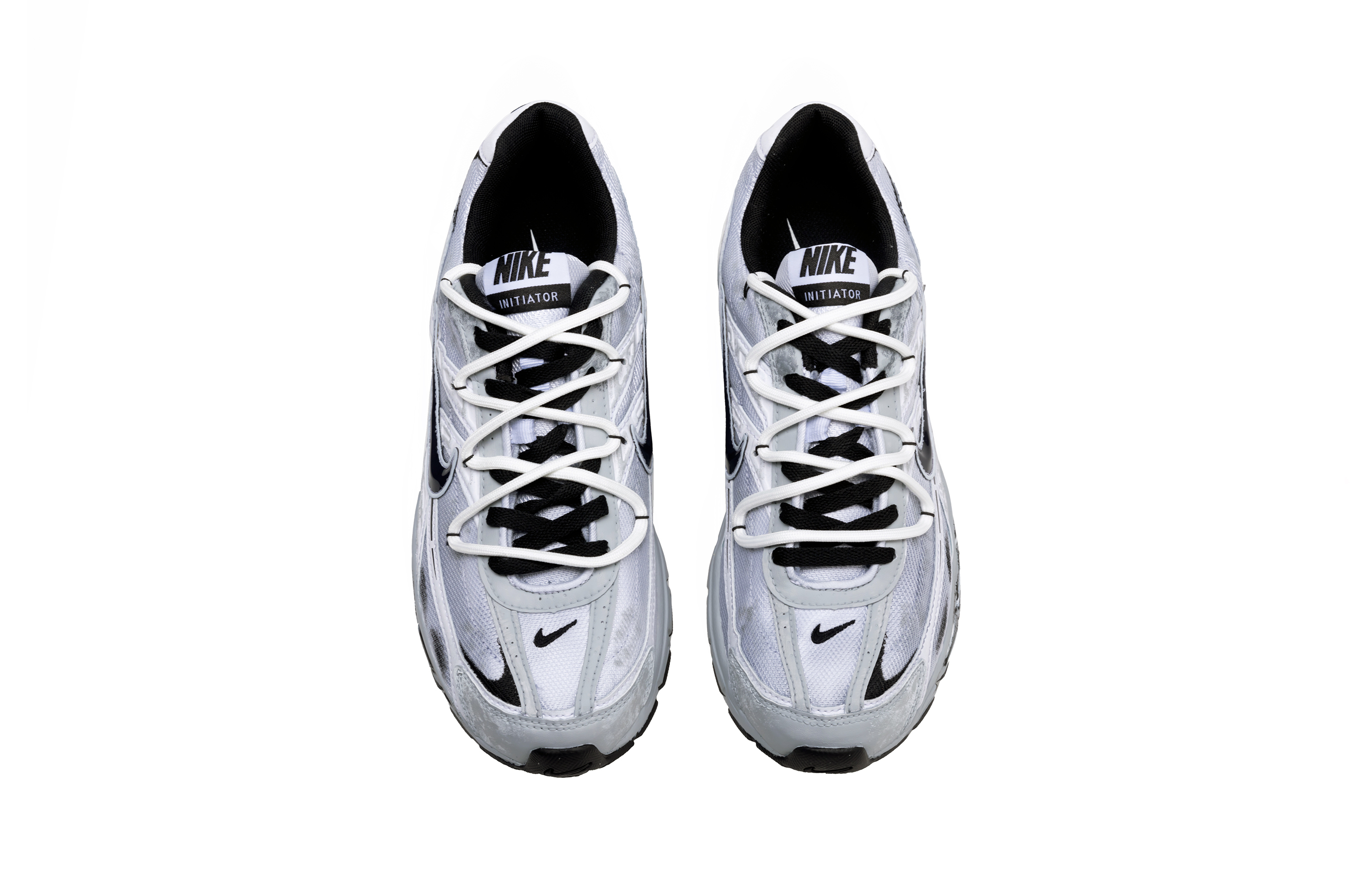 Nike Initiator Slip Resistant Low top Running Shoes Men’s White Gray