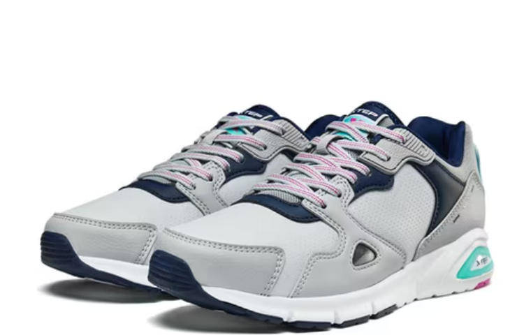 XTEP Textile, Synthetic Leather Lightweight Abrasion Resistant Low top Running Shoes Women’s Gray Red