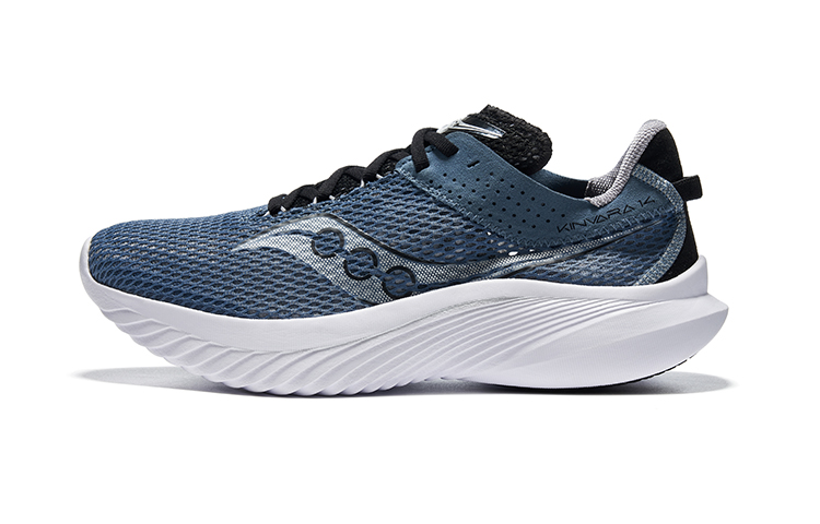 saucony Kinvara 14 ‘Murk Black’