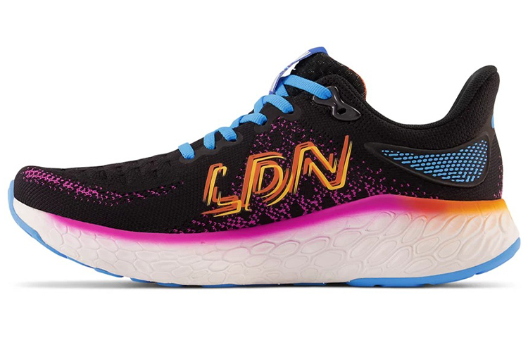 Женские кроссовки New Balance Fresh Foam X 1080v12 (черный / синий)