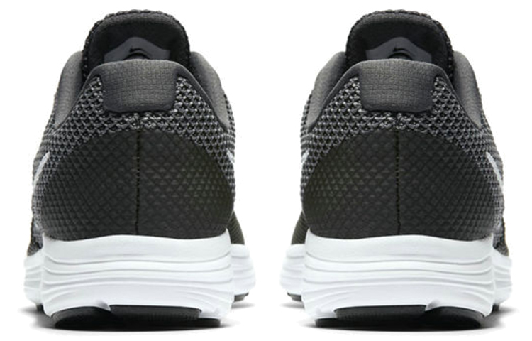 Женские кроссовки Nike REVOLUTION 3 (черно-белые) — Чёрный / белый — фото 5
