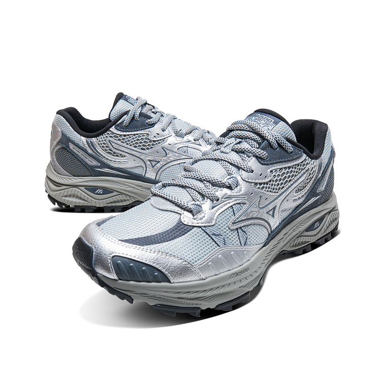 Mizuno Racer ADV Low top Running Shoes Unisex Silver