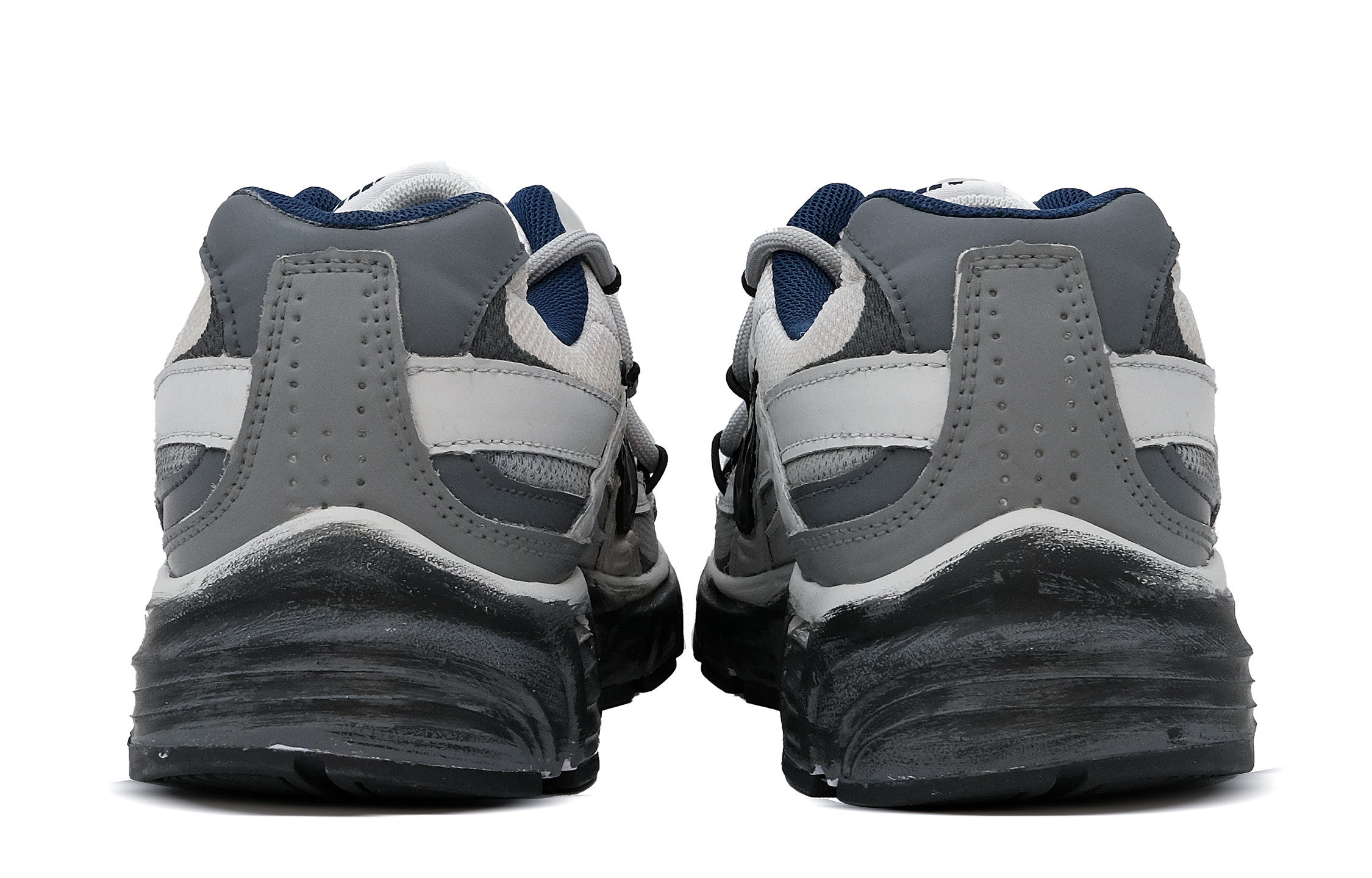 Nike Initiator Low top Running Shoes Men’s Light Gray