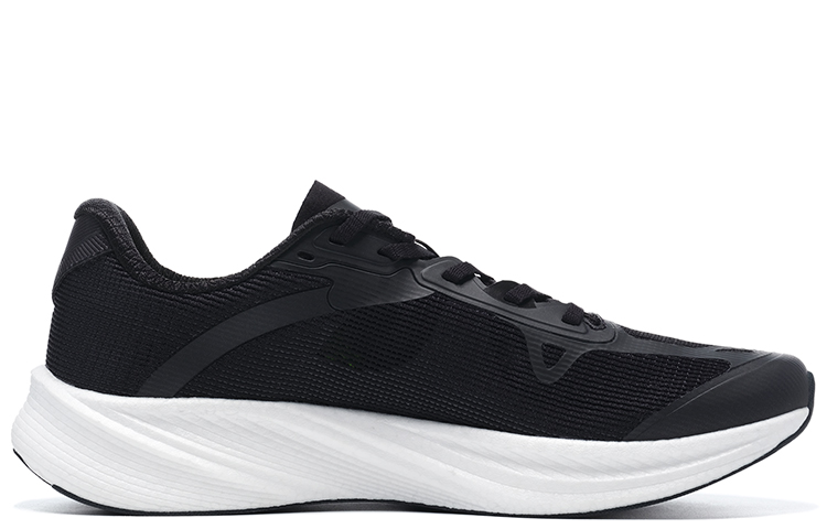 BMAI Hunting 2.0 Running Shoes Women’s Mid Top Black/White