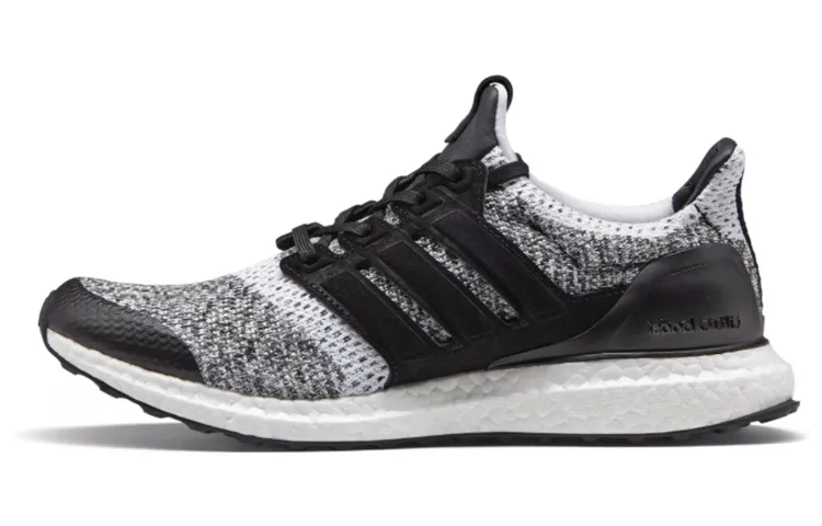 UltraBoost Sneakersnstuff x Social Status x UltraBoost Adidas Se 'White Black'