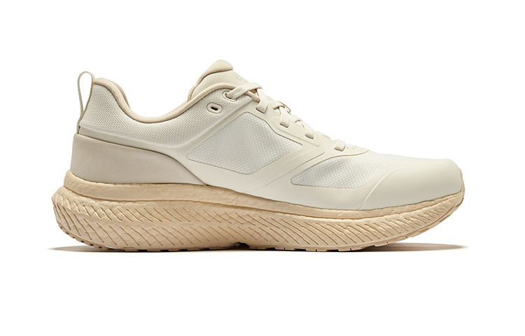 Saucony Slip Resistant Cushioning Low top Running Shoes Unisex White