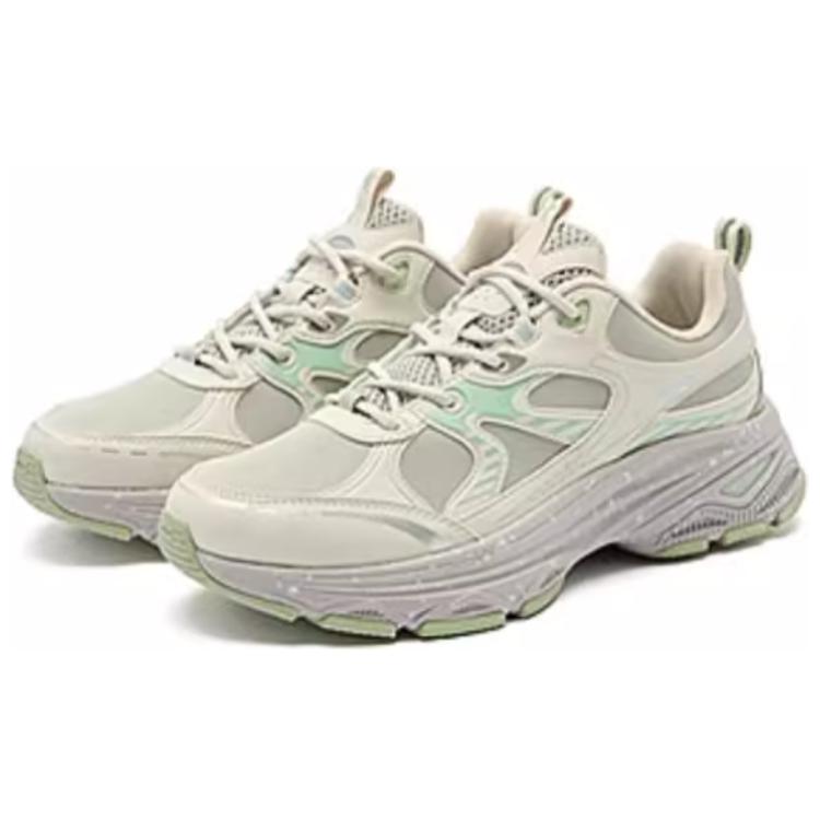 QIAODAN Cushioning Thermal Rebound Low top Sprint Running Shoes Women’s Beige Green