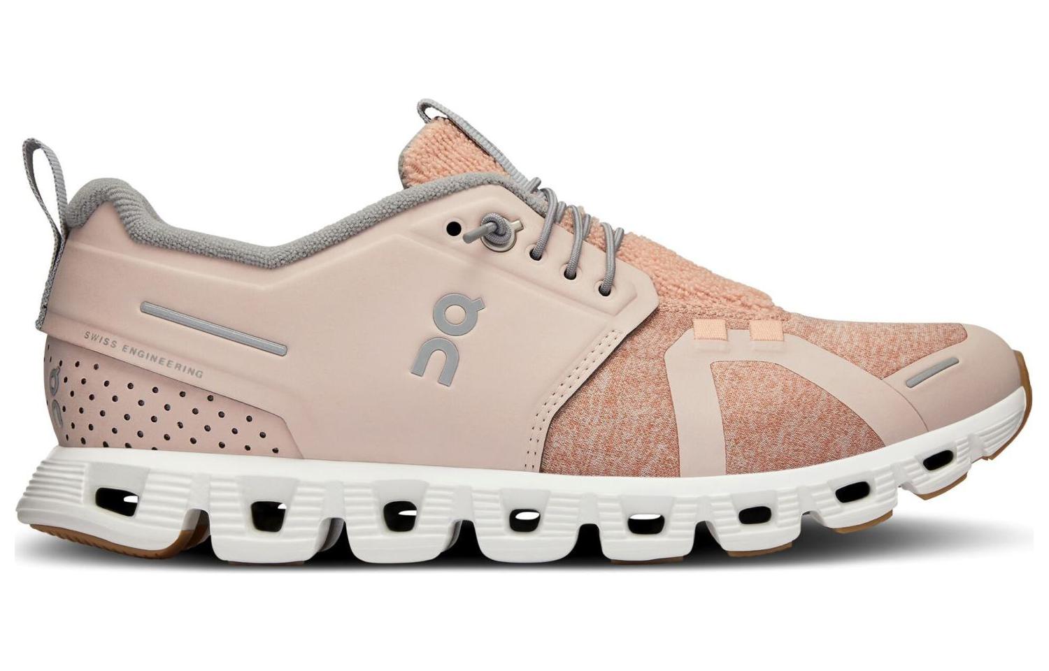 On Running Cloud 5 Terry Doe White Women’s