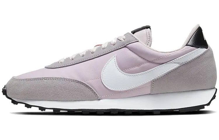 Nike Daybreak Barely Rose Women's