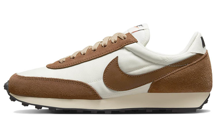 Женские кроссовки Nike DBreak se (бело-коричневые)