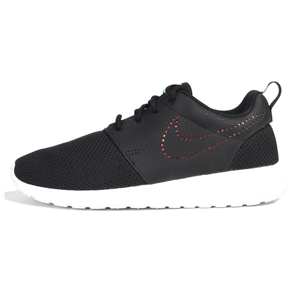 Nike Roshe One Comfortable Slip Resistant Abrasion Resistant Low top Running Shoes Women’s Black