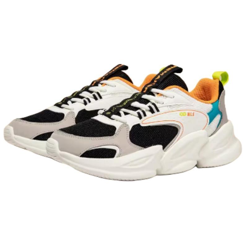 QIAODAN Cushioning, Wear Resistant Low top Running Shoes Men’s Black White