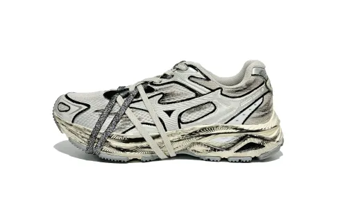 Mizuno Racer S Slip Resistant, Abrasion Resistant, Breathable Low top Running Shoes Unisex White