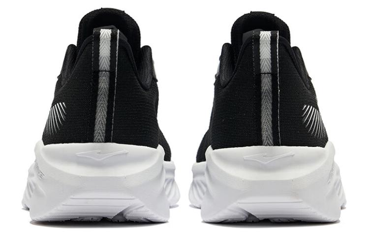 Erke Minimalist Style Cushioning Slip Resistant Cushioning Slip Resistant Low top Running Shoes Men’s Black
