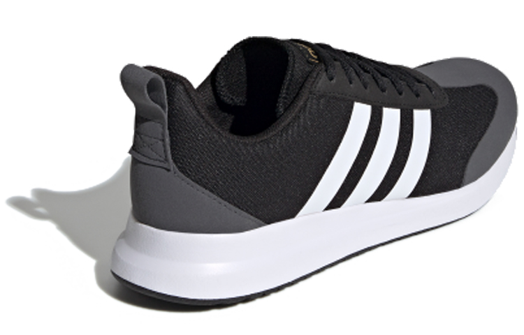 Женские кроссовки adidas neo Run60s (черно-белые) — фото 3