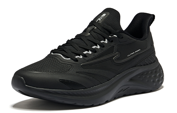 Erke Abrasion Resistant Breathable Abrasion Resistant Breathable Low top Running Shoes Men’s Jet Black Bright Silver