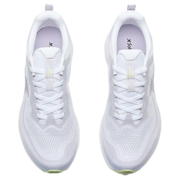 XTEP Cushioning Slip Resistant Rebound Low top Casual Sprint Running Shoes Women’s White Green