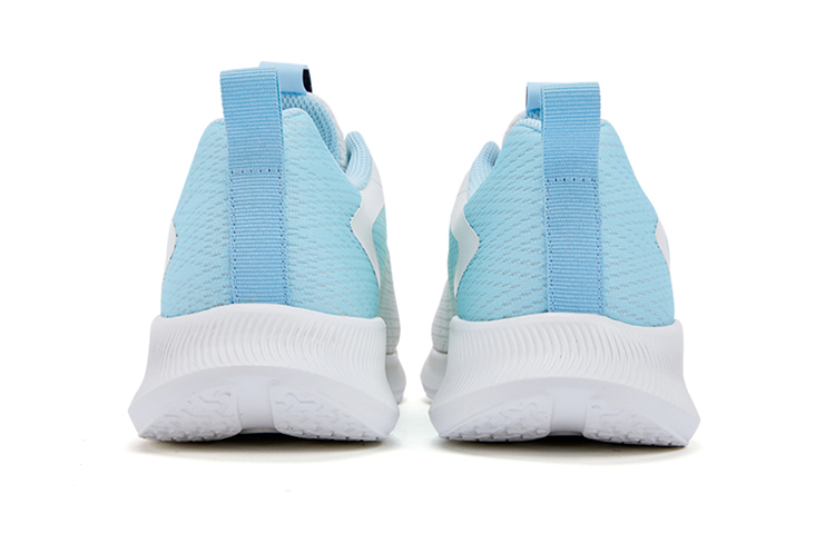 XTEP Cushioning Slip Resistant Abrasion Resistant Lightweight Rebound Low top Running Shoes Men’s White Blue