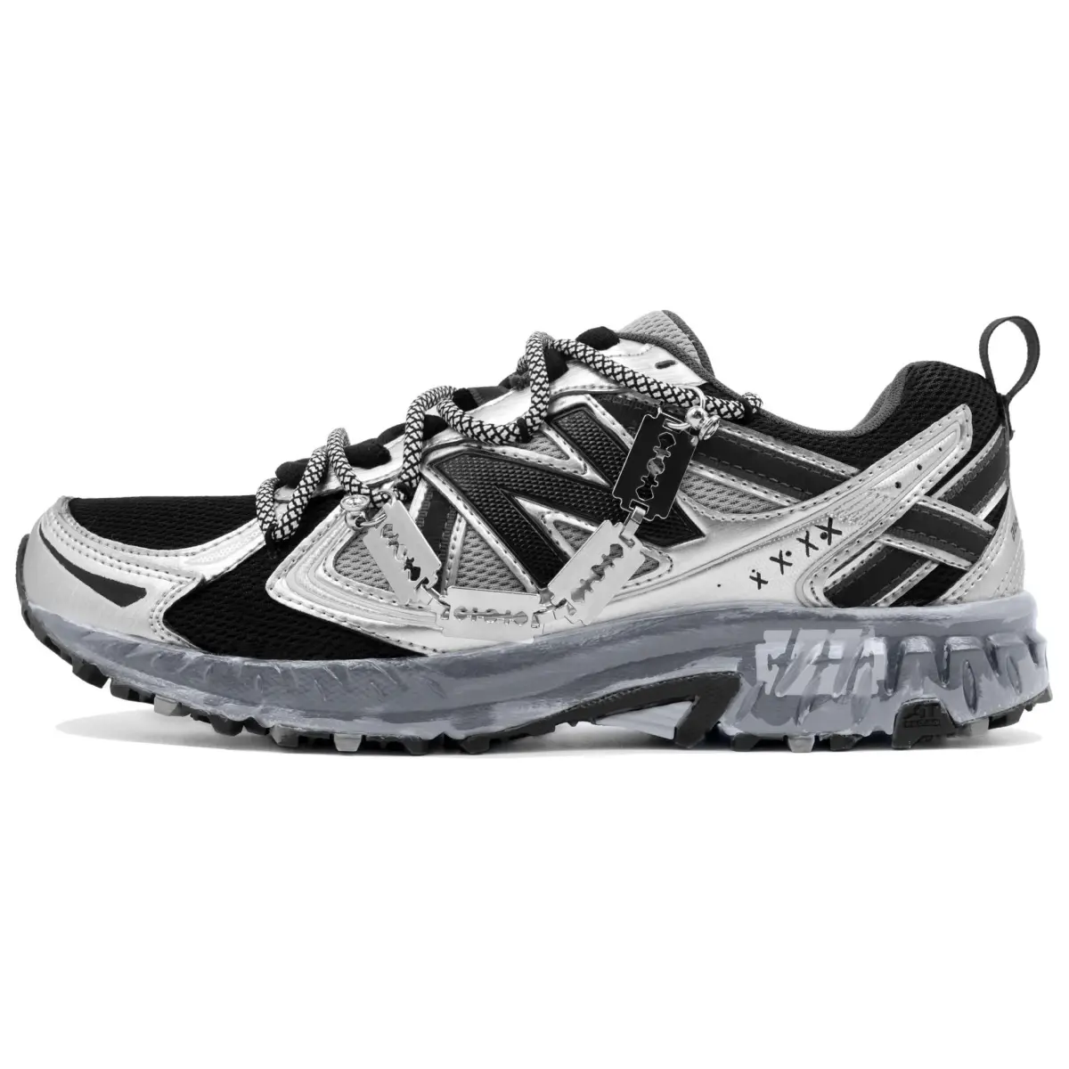 New Balance Abrasion Resistant Slip Resistant Low top Casual Running Shoes Unisex Silver Black