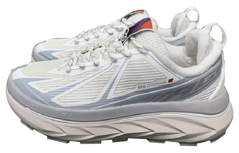 Anta Champion Pioneer Round Tip Lace Up, Fleece Lined Cushioning, Wear Resistant Low top Running Shoes Men’s White