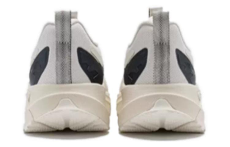 XTEP Comfortable And Trendy Slip Resistant Abrasion Resistant Low top Running Shoes Men’s White Black