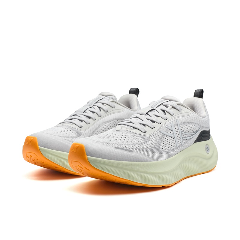 XTEP Cloud Wing 3 Versatile Breathable Coverage Breathable Coverage Low top Casual City Commuting Running Shoes Men’s