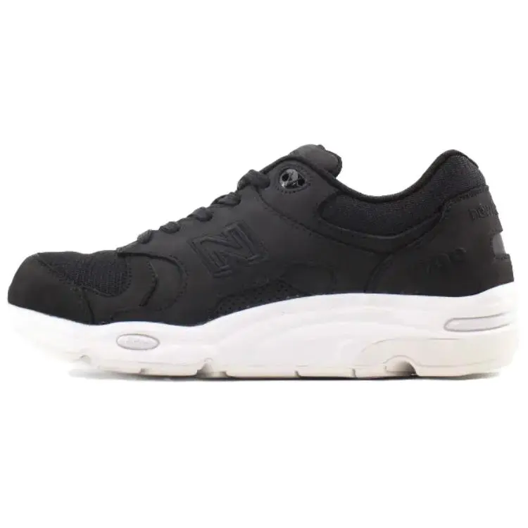 New Balance 1700 Series Black / White