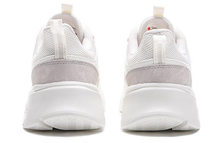 QIAODAN Comfortable Round Toe Cushioning Slip Resistant Abrasion Resistant Low top Running Shoes Women’s White