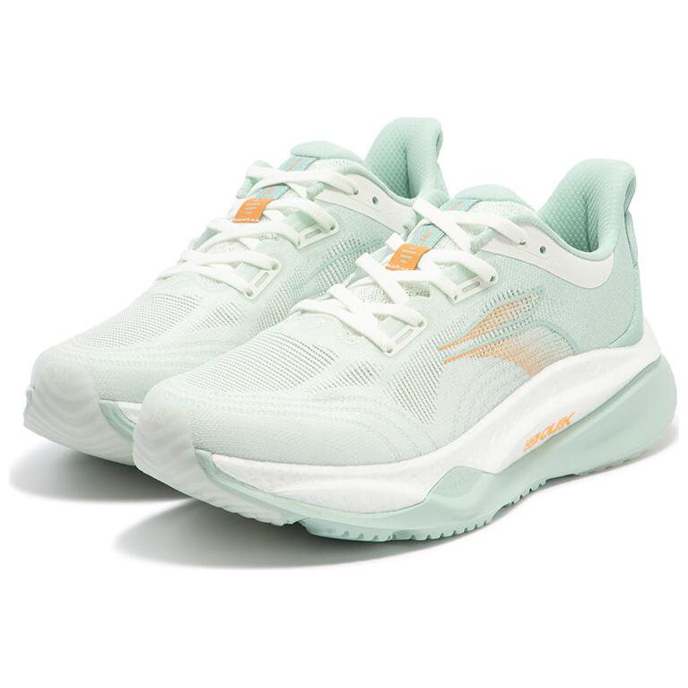 361° Fiery 4 Round Tip Low top Running Shoes Men’s Green White
