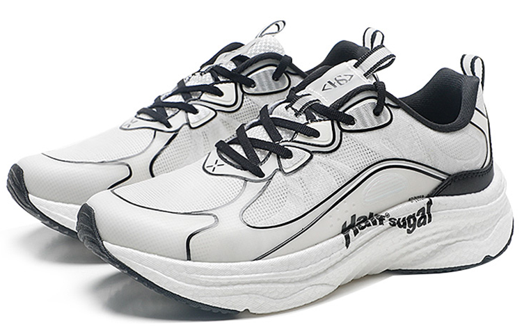 XTEP Cushioning Slip Resistant Low top Running Shoes Women’s White Black