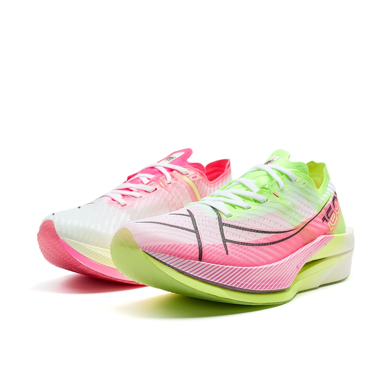 XTEP 160X 6.0 Cushioning Abrasion Resistant Support Lightweight Rebound Low top Carbon Plate