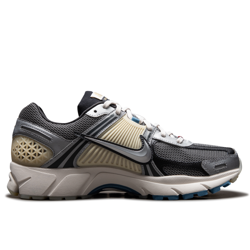 Nike Zoom Vomero 5 Cheung Ka Long Don’t Lose Your Way