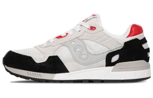Shadow 5000 Saucony 'Cream Black Red'