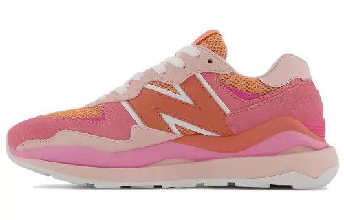 57/40 Wmns New Balance 'Valentine's Day' Women's