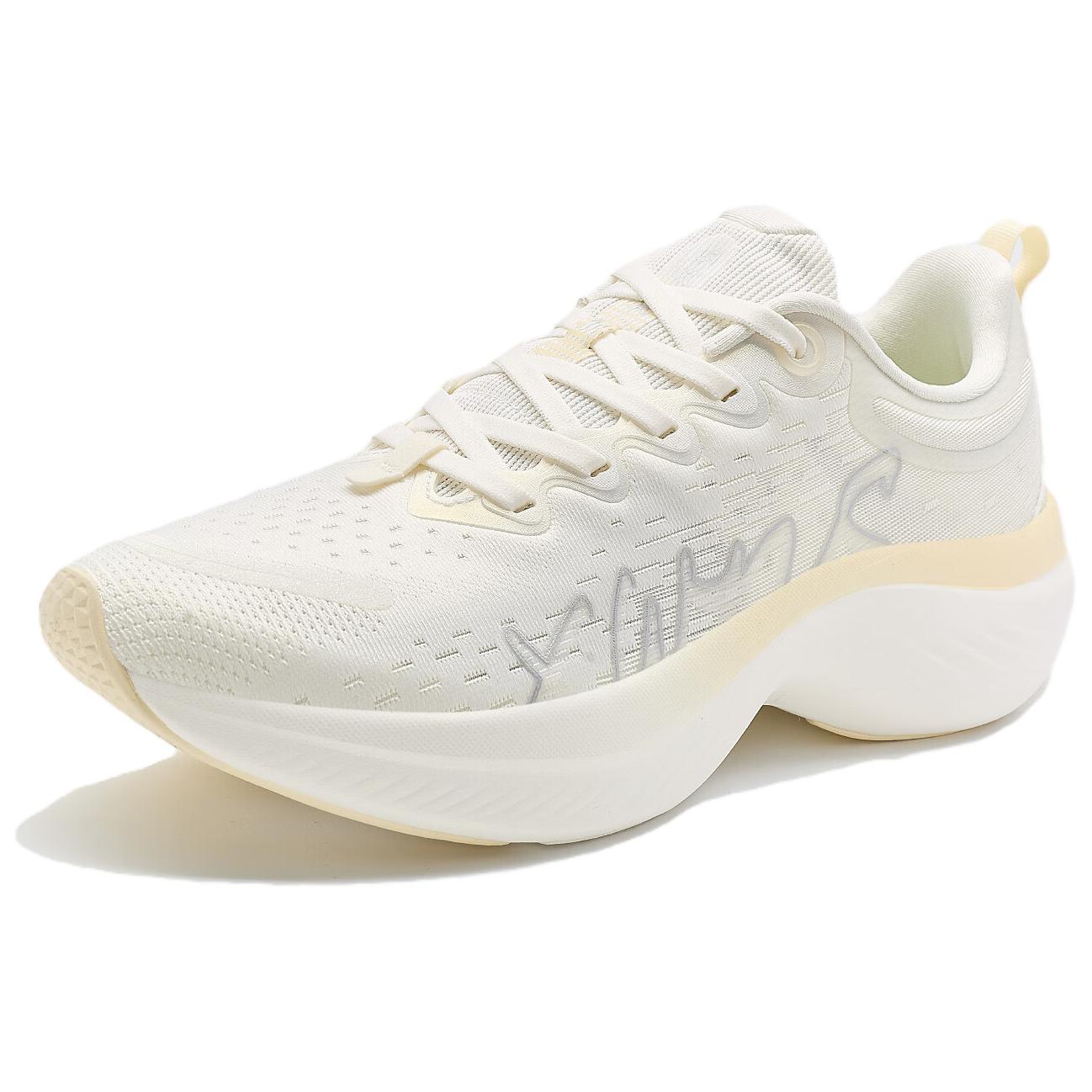 XTEP Cushioning Low top Running Shoes Women’s Yellow