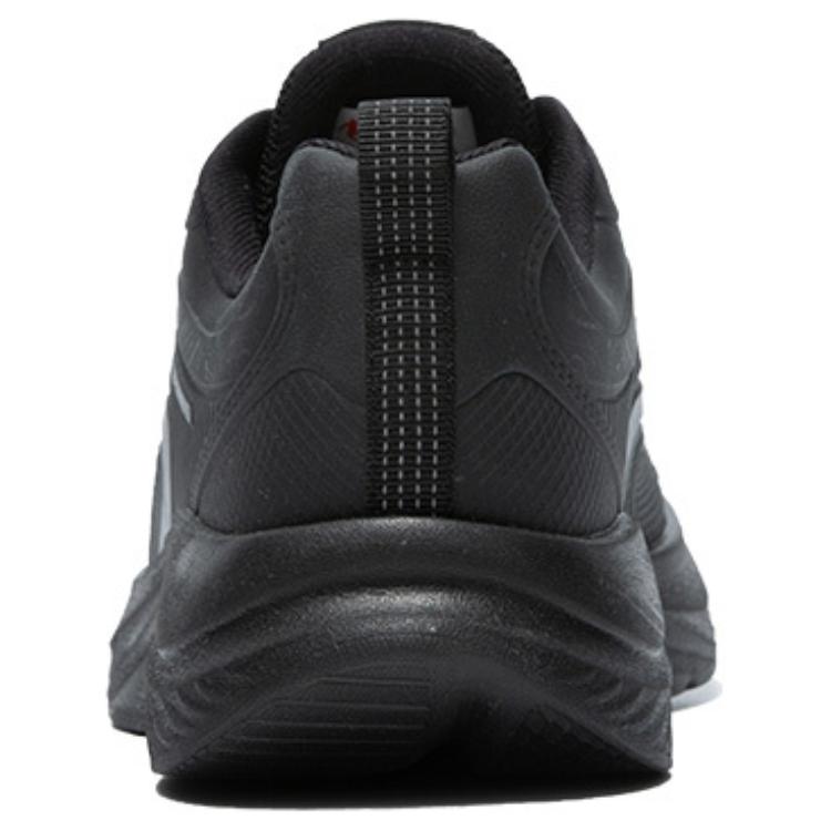 QIAODAN Slip Resistant Abrasion Resistant Low top Running Shoes Men’s Black